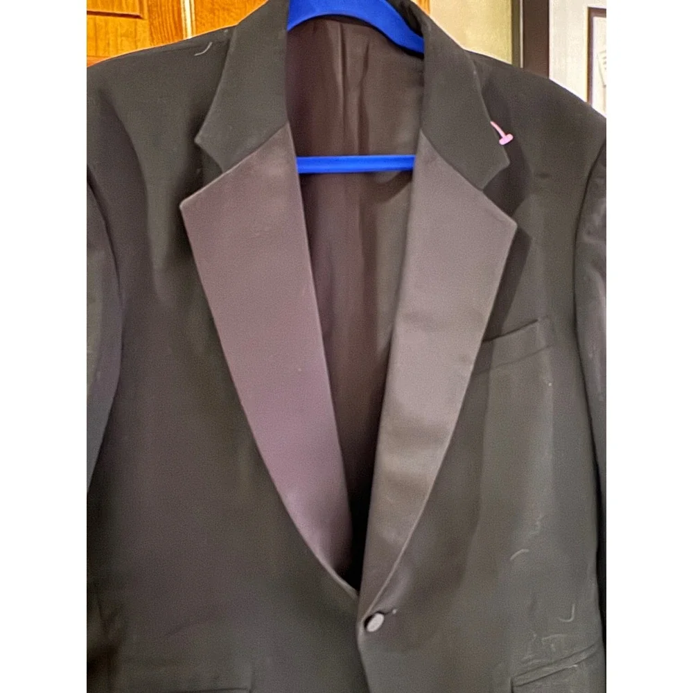 Gorsart Co. New York classic tuxedo